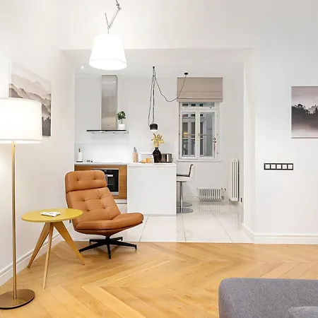 5stories Luxury Space In Old Town With Care * Reval