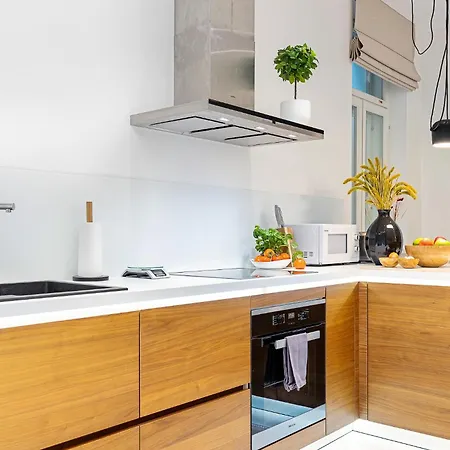 5 Stories Luxury&space In The Old Town With Care For Lejlighed *