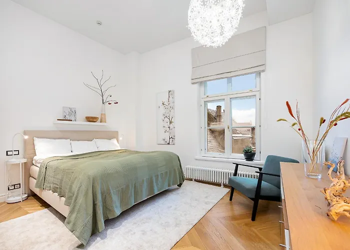 5stories Luxury Space In Old Town With Care