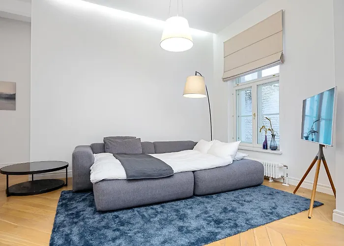 Korter 5stories Luxury Space In Old Town With Care