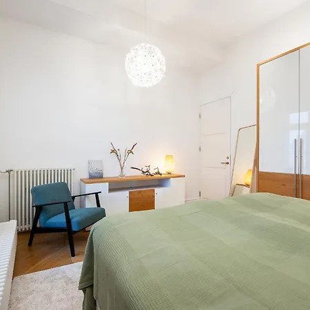 5stories Luxury Space In Old Town With Care